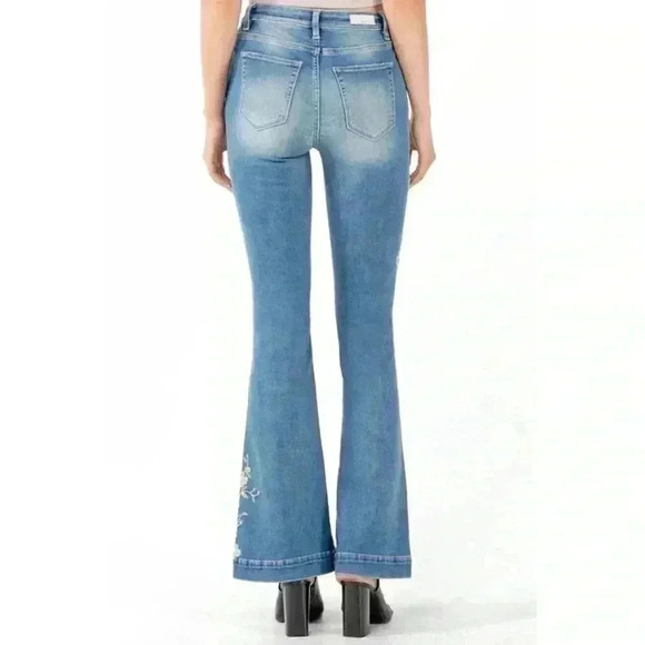 Miss Me High-Rise Flare w Floral Embroidery #H38519H, size 25, 34” inseam, NWT - Picture 3 of 12